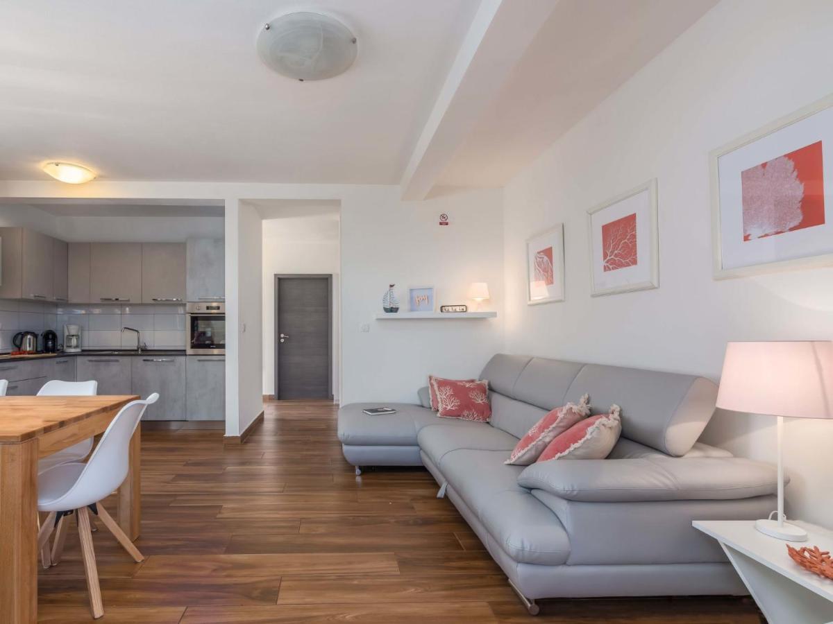 Holiday Home Villa Joy Novigrad Istria Exterior foto