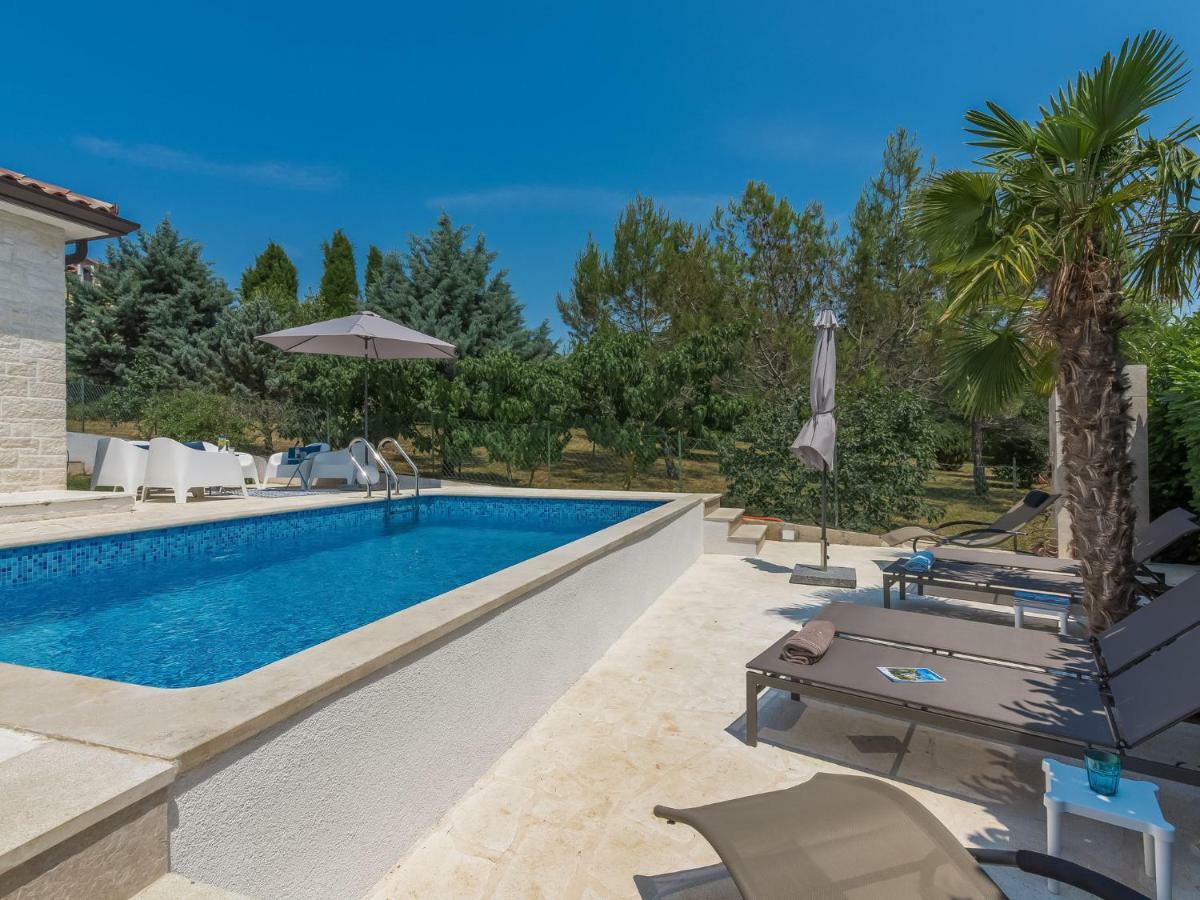 Holiday Home Villa Joy Novigrad Istria Exterior foto