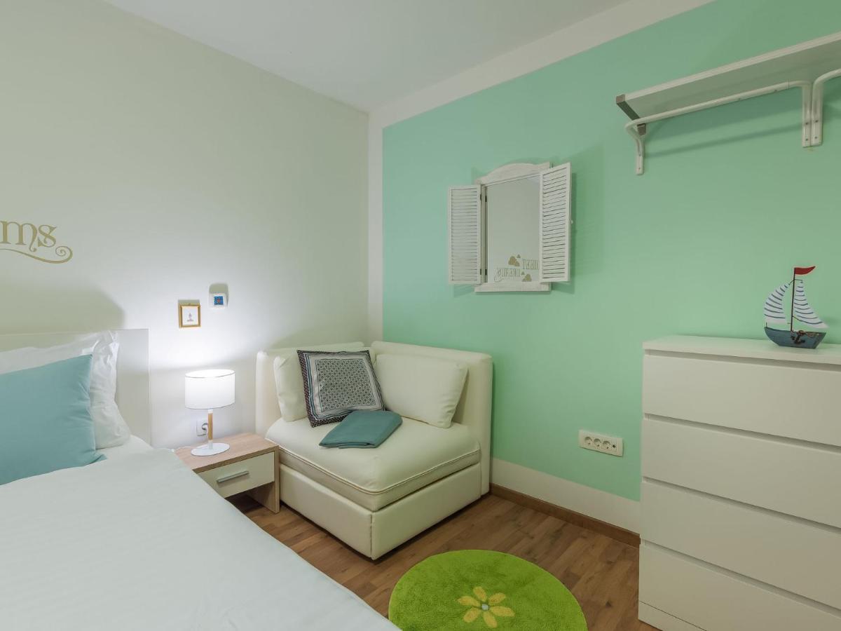 Holiday Home Villa Joy Novigrad Istria Exterior foto